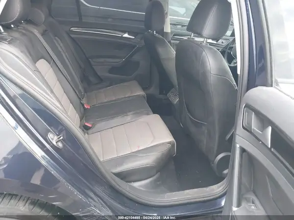 3VW217AU1HM043235 2017 VOLKSWAGEN GOLF - Image 8
