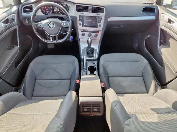 3VW217AU1HM046734 2017 VOLKSWAGEN GOLF - Image 8