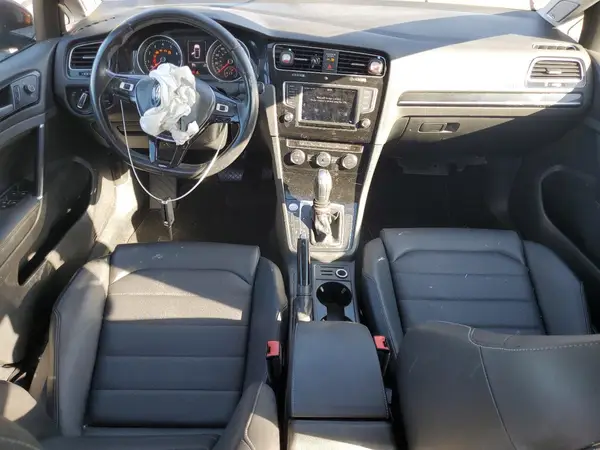 3VW217AU1HM059306 2017 VOLKSWAGEN GOLF - Image 8