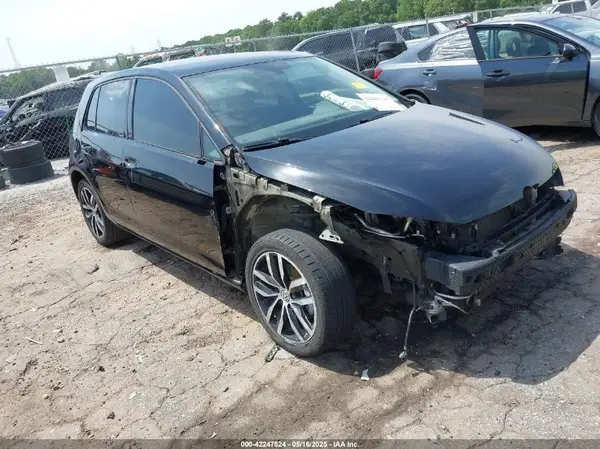 3VW217AU1HM062321 2017 VOLKSWAGEN GOLF - Image 1