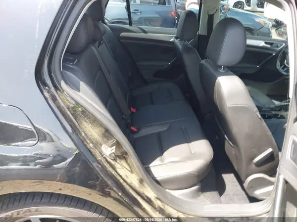 3VW217AU1HM062321 2017 VOLKSWAGEN GOLF - Image 8