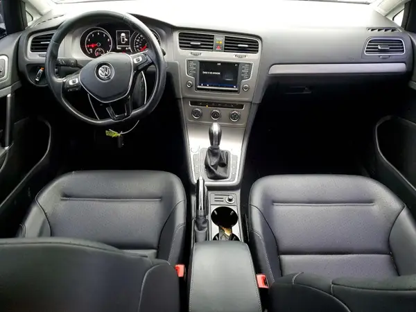 3VW217AU1HM073013 2017 VOLKSWAGEN GOLF - Image 8