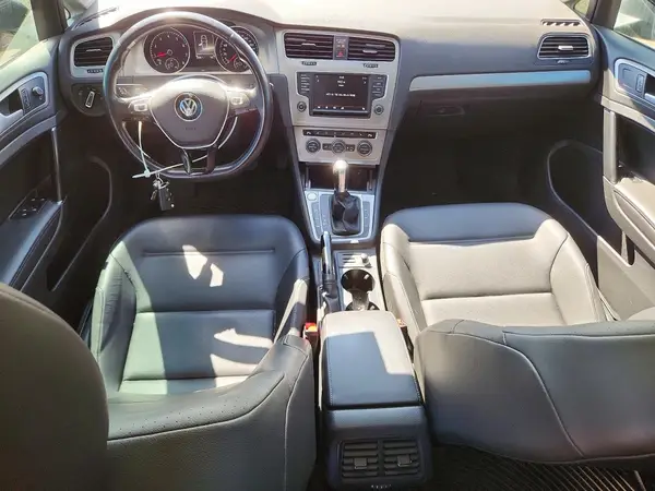 3VW217AU2GM010503 2016 VOLKSWAGEN GOLF - Image 8