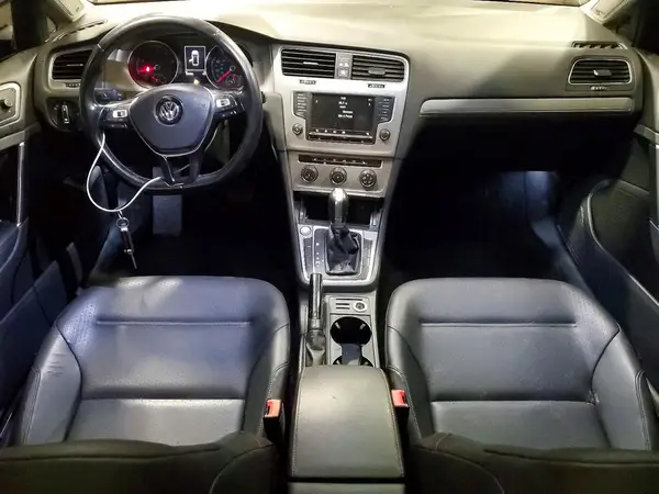 3VW217AU2GM010856 2016 VOLKSWAGEN GOLF - Image 8