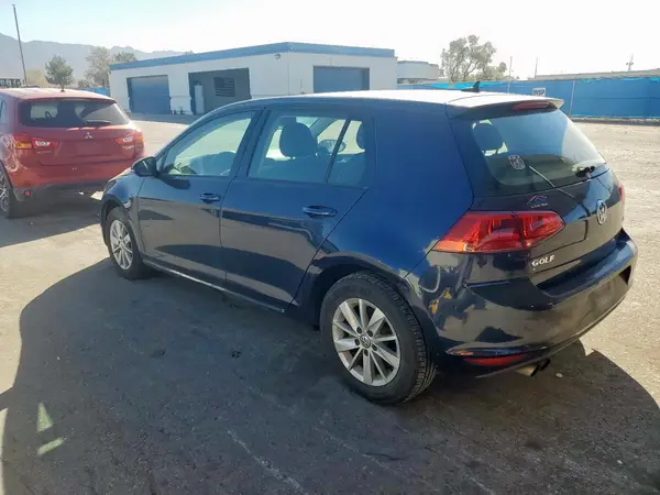 3VW217AU2GM020481 2016 VOLKSWAGEN GOLF - Image 2