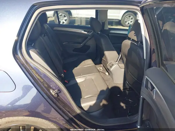 3VW217AU2GM042190 2016 VOLKSWAGEN GOLF - Image 8