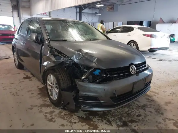 3VW217AU2GM047308 2016 VOLKSWAGEN GOLF - Image 1