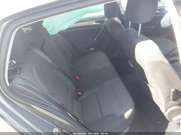 3VW217AU2HM004315 2017 VOLKSWAGEN GOLF - Image 8