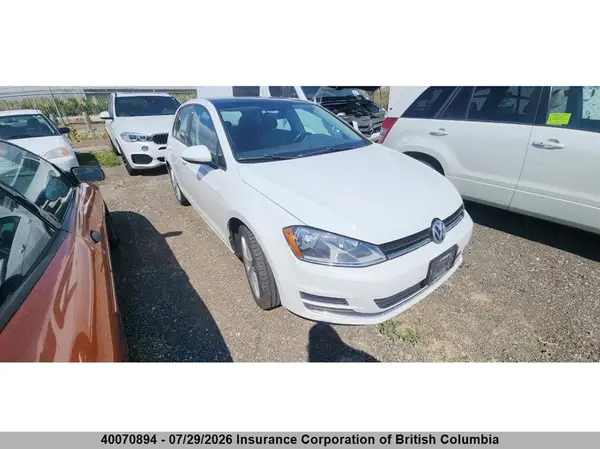 3VW217AU2HM017033 2017 VOLKSWAGEN GOLF - Image 1