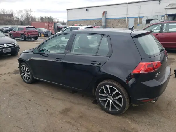 3VW217AU2HM018487 2017 VOLKSWAGEN GOLF - Image 2