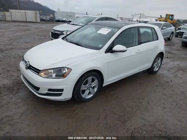 3VW217AU2HM019610 2017 VOLKSWAGEN GOLF - Image 2