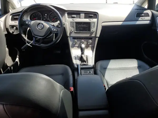 3VW217AU2HM021339 2017 VOLKSWAGEN GOLF - Image 8