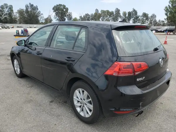 3VW217AU3GM060472 2016 VOLKSWAGEN GOLF - Image 2