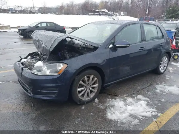 3VW217AU3HM005375 2017 VOLKSWAGEN GOLF - Image 2