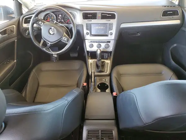 3VW217AU3HM009295 2017 VOLKSWAGEN GOLF - Image 8