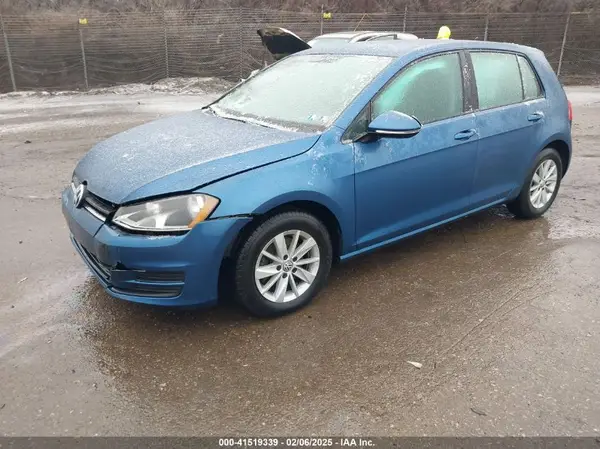 3VW217AU3HM035489 2017 VOLKSWAGEN GOLF - Image 2