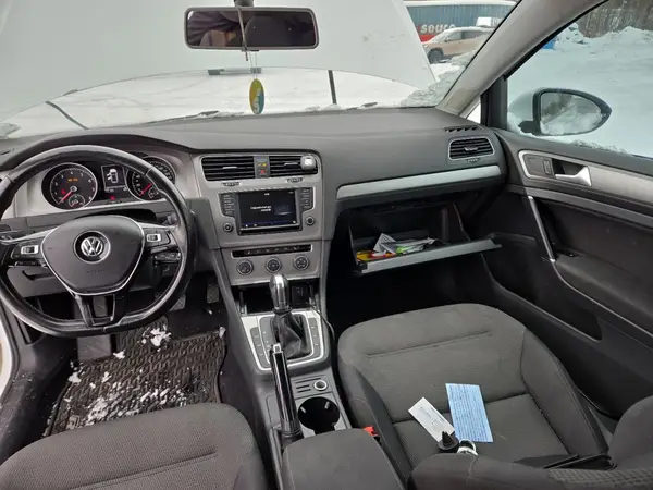 3VW217AU3HM042376 2017 VOLKSWAGEN GOLF - Image 8
