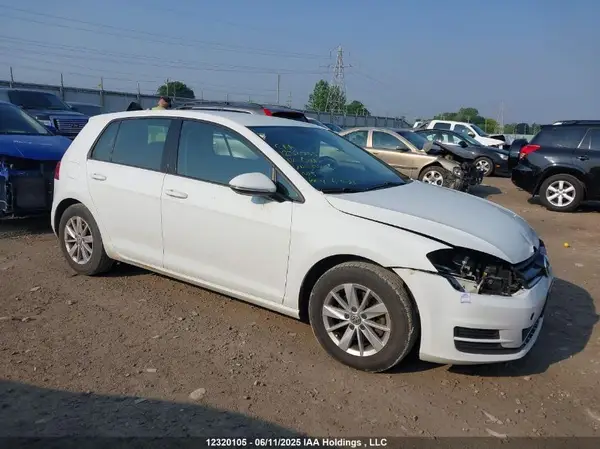 3VW217AU3HM054821 2017 VOLKSWAGEN GOLF - Image 1