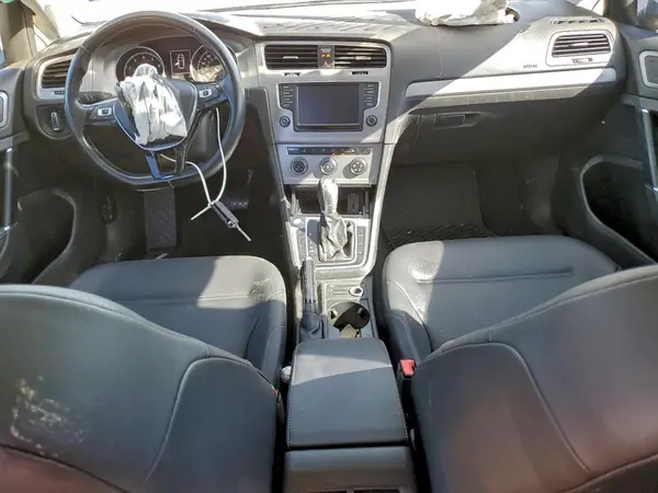3VW217AU3HM066872 2017 VOLKSWAGEN GOLF - Image 8