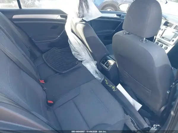 3VW217AU4GM014231 2016 VOLKSWAGEN GOLF - Image 8