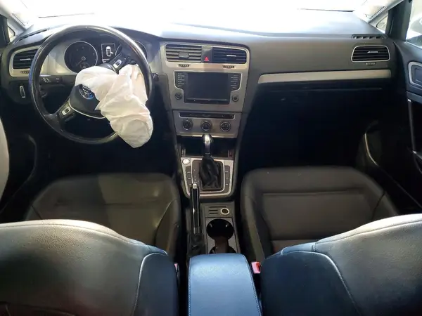 3VW217AU4GM020076 2016 VOLKSWAGEN GOLF - Image 8