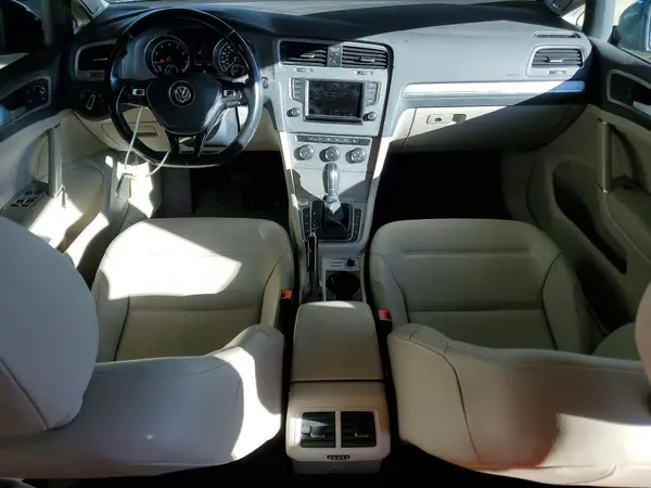 3VW217AU4GM024970 2016 VOLKSWAGEN GOLF - Image 8