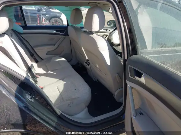 3VW217AU4GM025746 2016 VOLKSWAGEN GOLF - Image 8