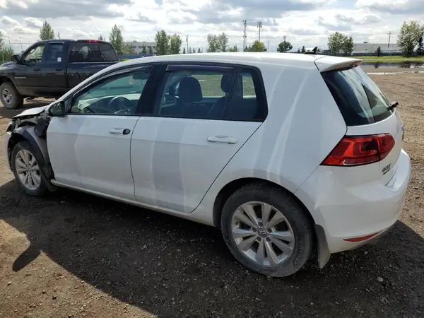 3VW217AU4GM033460 2016 VOLKSWAGEN GOLF - Image 2