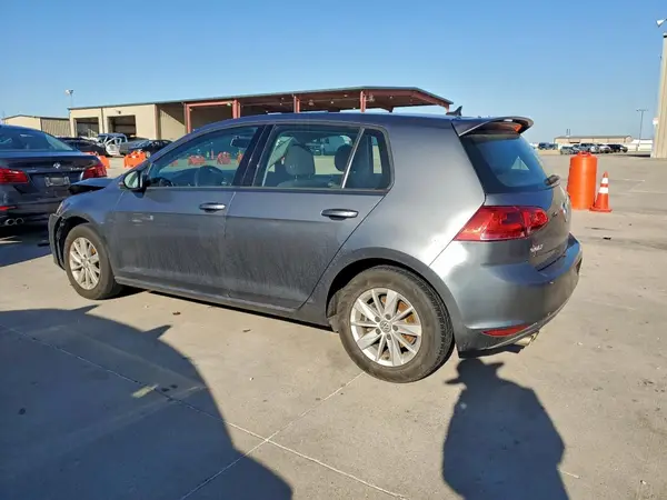 3VW217AU4GM043244 2016 VOLKSWAGEN GOLF - Image 2