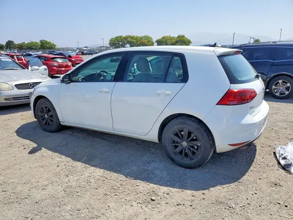 3VW217AU4GM045799 2016 VOLKSWAGEN GOLF - Image 2