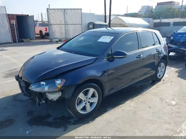 3VW217AU4HM005434 2017 VOLKSWAGEN GOLF - Image 2