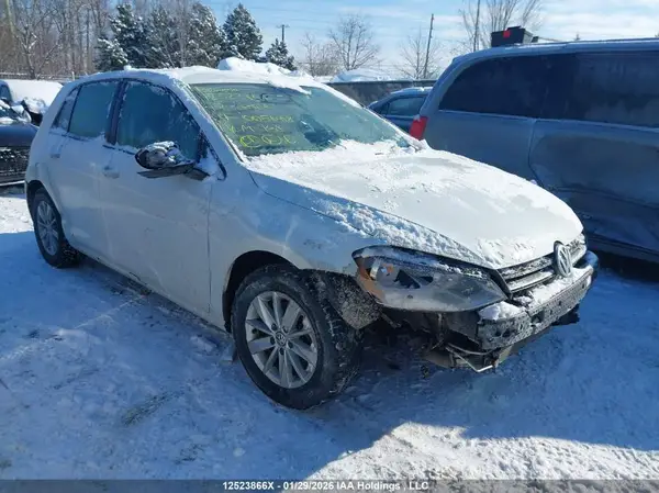 3VW217AU4HM005658 2017 VOLKSWAGEN GOLF - Image 1