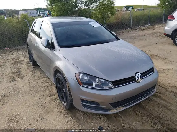 3VW217AU4HM016983 2017 VOLKSWAGEN GOLF - Image 1