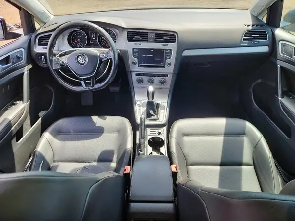 3VW217AU4HM020368 2017 VOLKSWAGEN GOLF - Image 8
