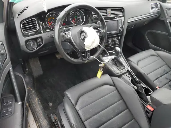 3VW217AU4HM038482 2017 VOLKSWAGEN GOLF - Image 8