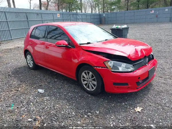 3VW217AU4HM049675 2017 VOLKSWAGEN GOLF - Image 1