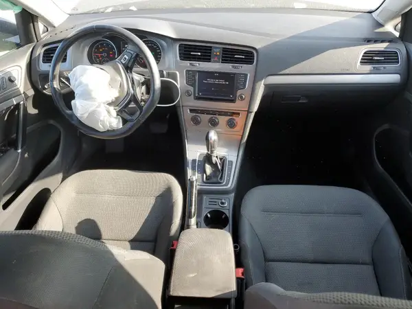3VW217AU4HM050390 2017 VOLKSWAGEN GOLF - Image 8