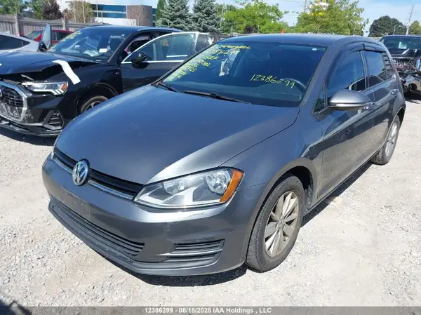 3VW217AU4HM059302 2017 VOLKSWAGEN GOLF - Image 2