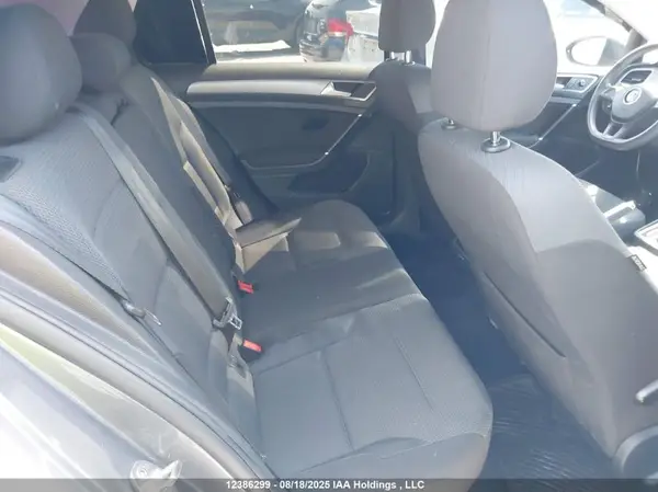 3VW217AU4HM059302 2017 VOLKSWAGEN GOLF - Image 8