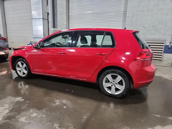 3VW217AU4HM066279 2017 VOLKSWAGEN GOLF - Image 2