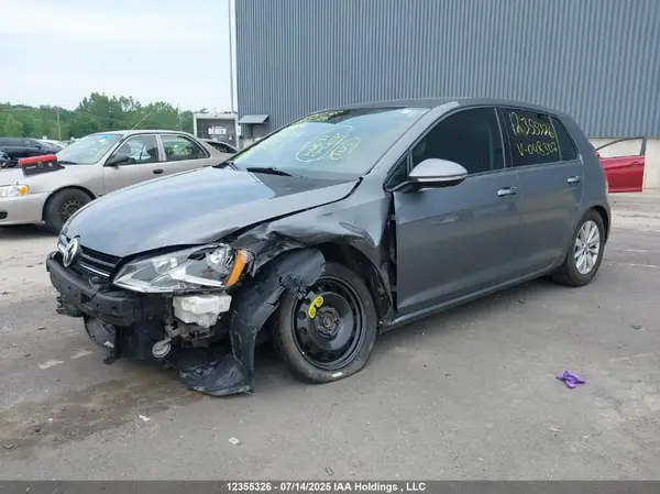 3VW217AU5GM048307 2016 VOLKSWAGEN GOLF - Image 2