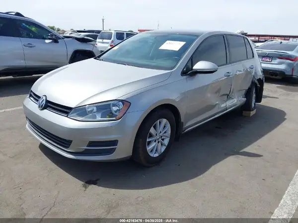 3VW217AU5GM056570 2016 VOLKSWAGEN GOLF - Image 2