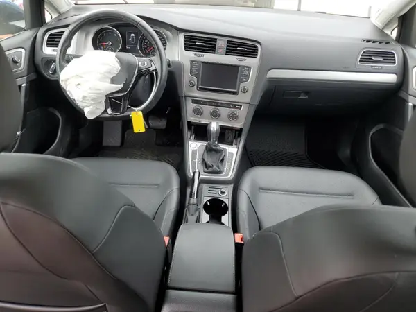 3VW217AU5HM011937 2017 VOLKSWAGEN GOLF - Image 8