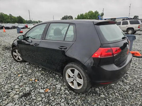 3VW217AU5HM013493 2017 VOLKSWAGEN GOLF - Image 2