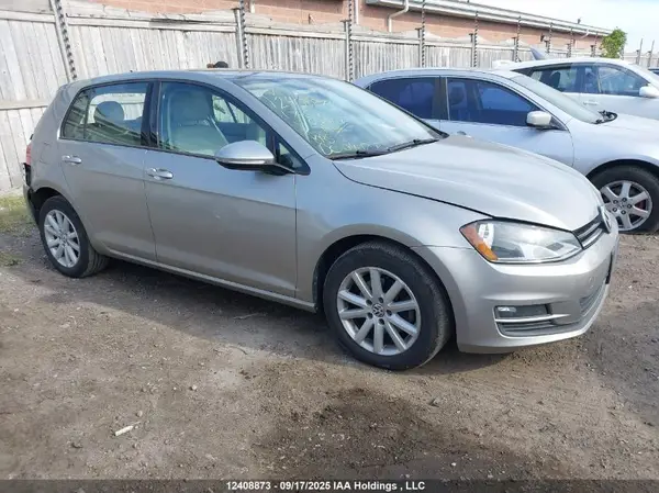 3VW217AU5HM032108 2017 VOLKSWAGEN GOLF - Image 1
