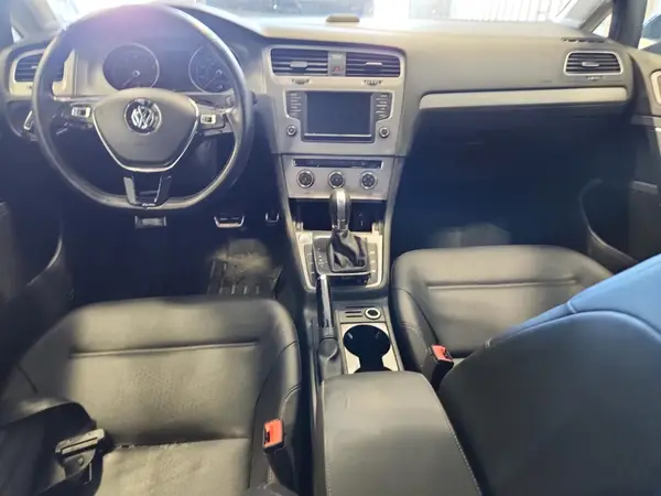 3VW217AU5HM038040 2017 VOLKSWAGEN GOLF - Image 8