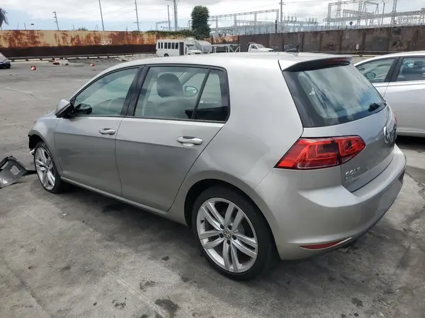 3VW217AU5HM042251 2017 VOLKSWAGEN GOLF - Image 2