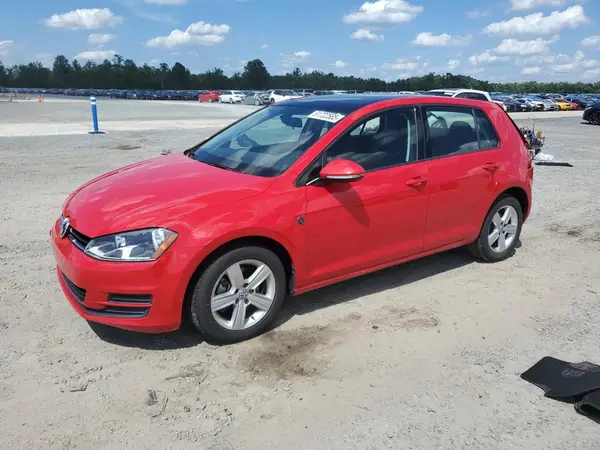 3VW217AU5HM049748 2017 VOLKSWAGEN GOLF - Image 1