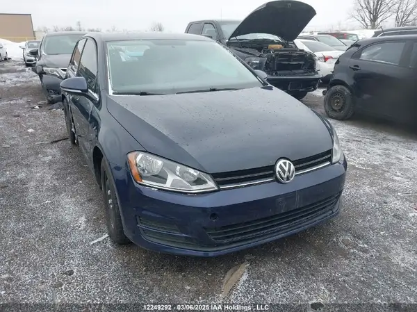 3VW217AU5HM052858 2017 VOLKSWAGEN GOLF - Image 1