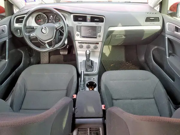 3VW217AU5HM063925 2017 VOLKSWAGEN GOLF - Image 8